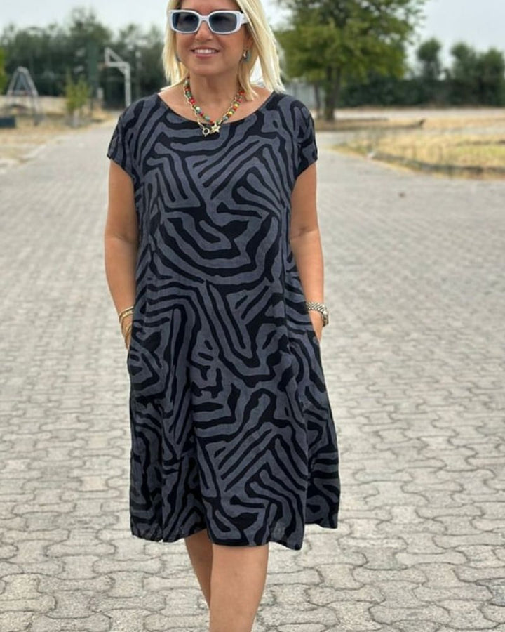 Avanille | round neck summer dress